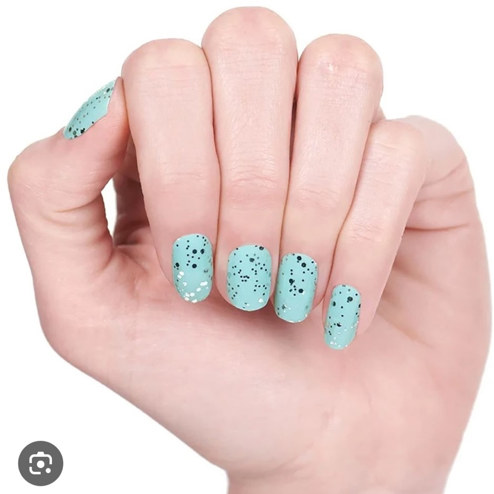 *Retired* Color Street: Don’t Make a Peep | Blue Spring Easter Silver Glitter - Picture 14 of 16
